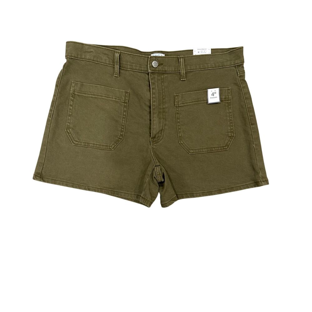 Time & Tru Women's Khaki/Green Shorts - Size: 16